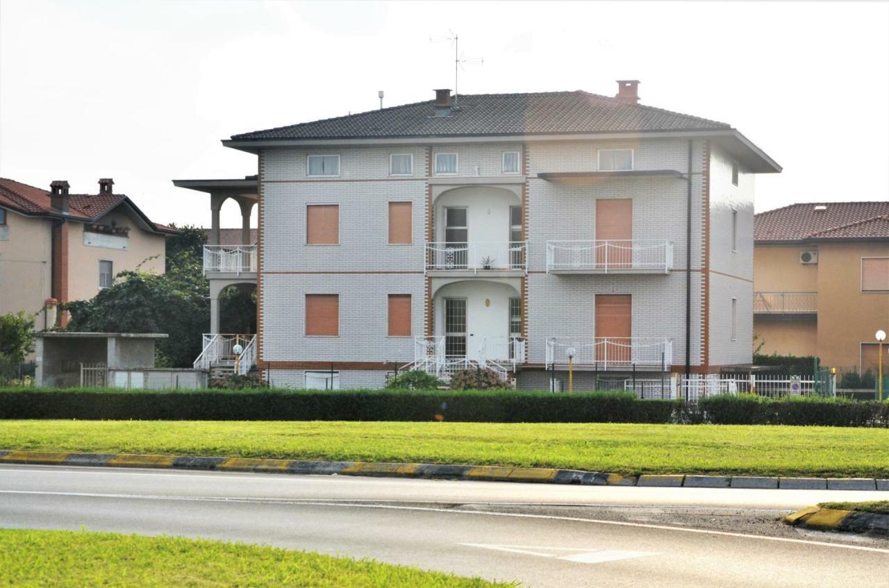 Villa Giulia Bonate Sotto Extérieur photo